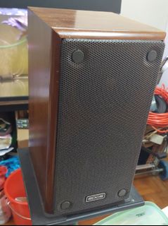 （分類：）位於 。 由 jelainedra33440 提交（商品編號 1337496716，圖片 1）。簡介： 。