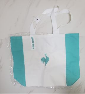 （分類：）位於 。 由 2secshand 提交（商品編號 1339537326，圖片 1）。簡介： 。