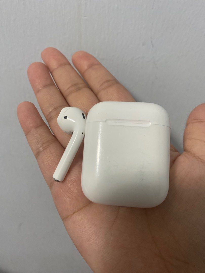 Apple Airpod Pro 1st 2024 generation “only left pod”