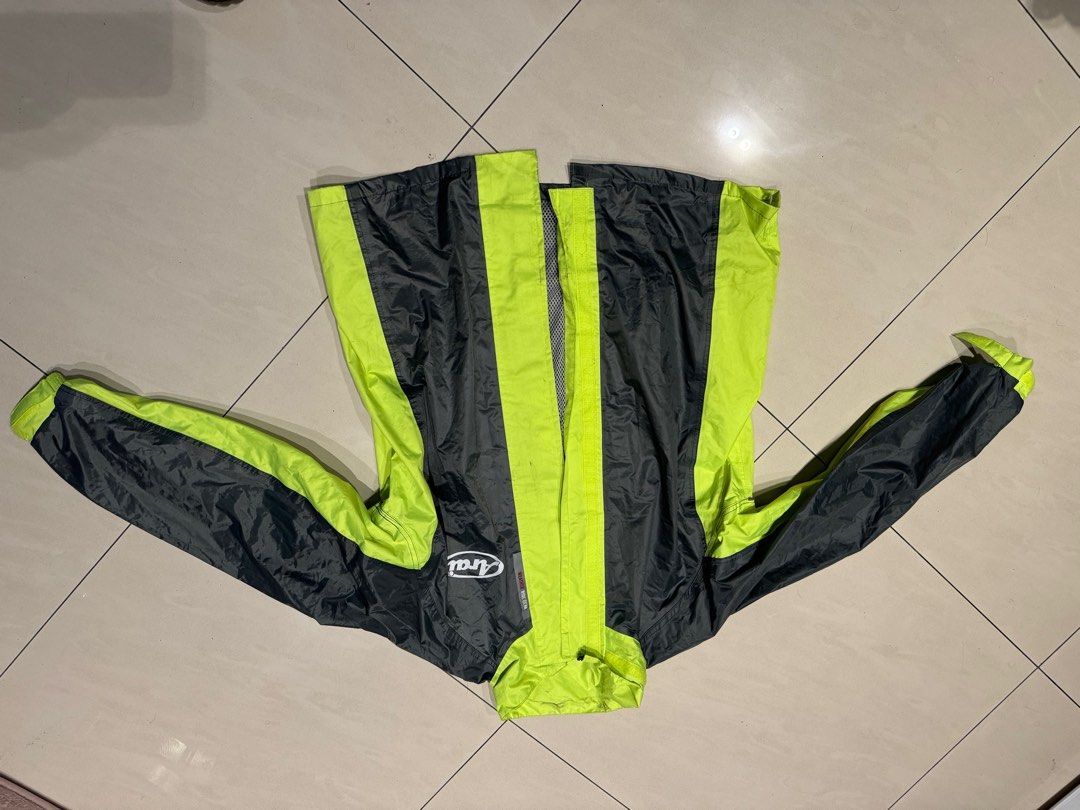 Arai Raincoat