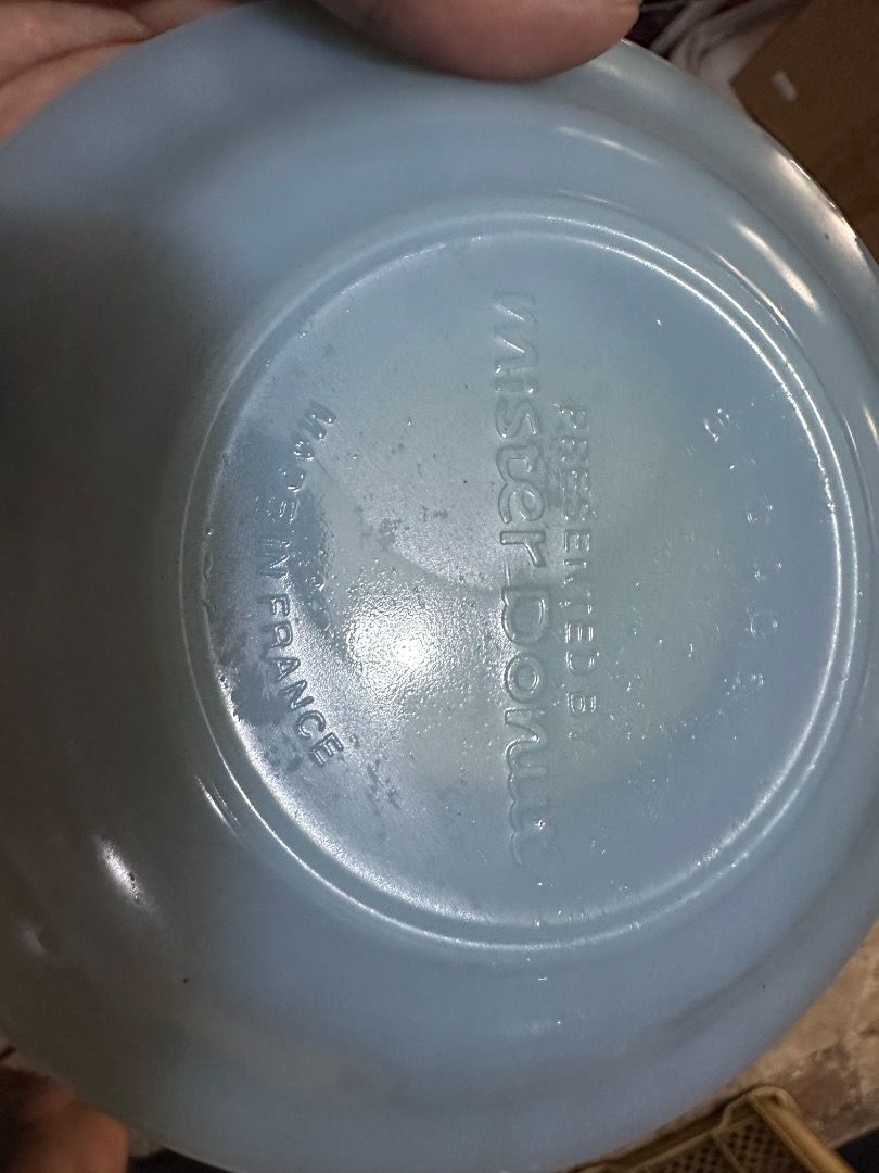 Limited Edition Arcopal x Mister Donut (Category: Bakeware) located in Antipolo. Submitted by queens.collections (Listing ID 1339472485, Image 2). Description: 5 sets cups and saucer 5 sets bowl.