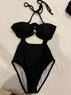 (Category: ) located in . Submitted by oohshithun (Listing ID 1339547813, Image 1). Description: .