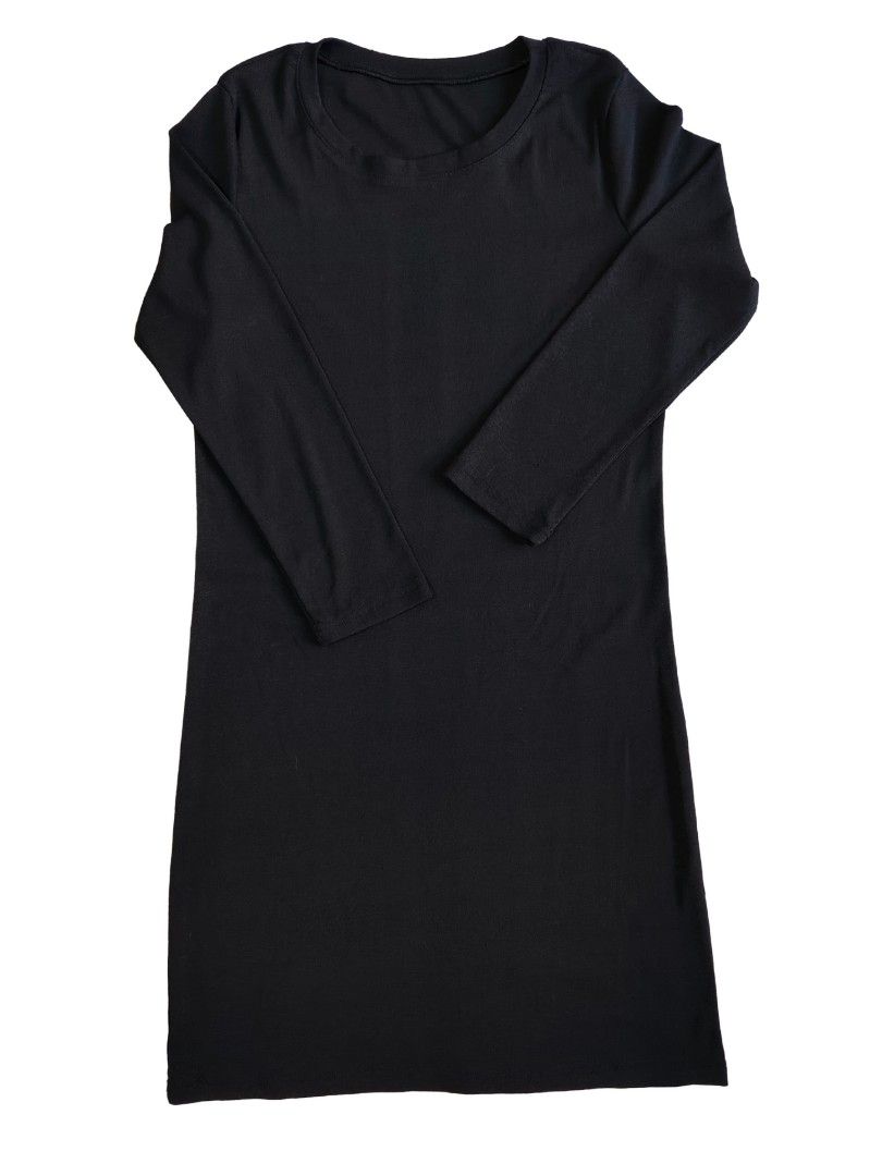 body fit black dress (Category: Dresses) located in Pasig City. Submitted by dhenzelle (Listing ID 1339523366, Image 1). Description: .
