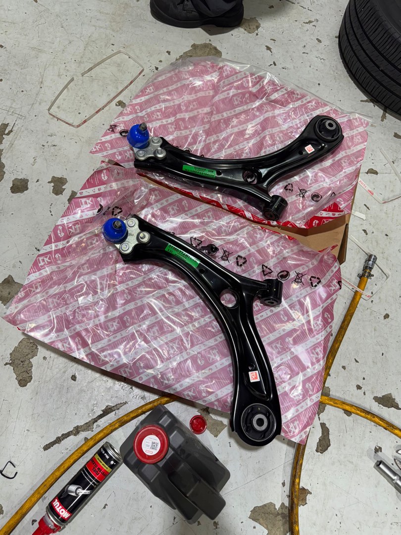 (Category: ) located in . Submitted by kimspareparts (Listing ID 1339425651, Image 1). Description: .