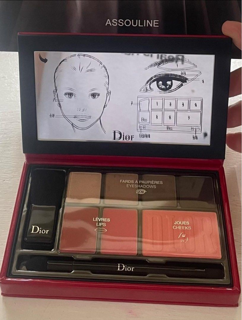 Dior Make Up Palette (Category: Makeup) located in Manila. Submitted by annafinds (Listing ID 1339408419, Image 1). Description: D…i…o….r Makeup palette 💯 authentic Unused ₱5,800 .