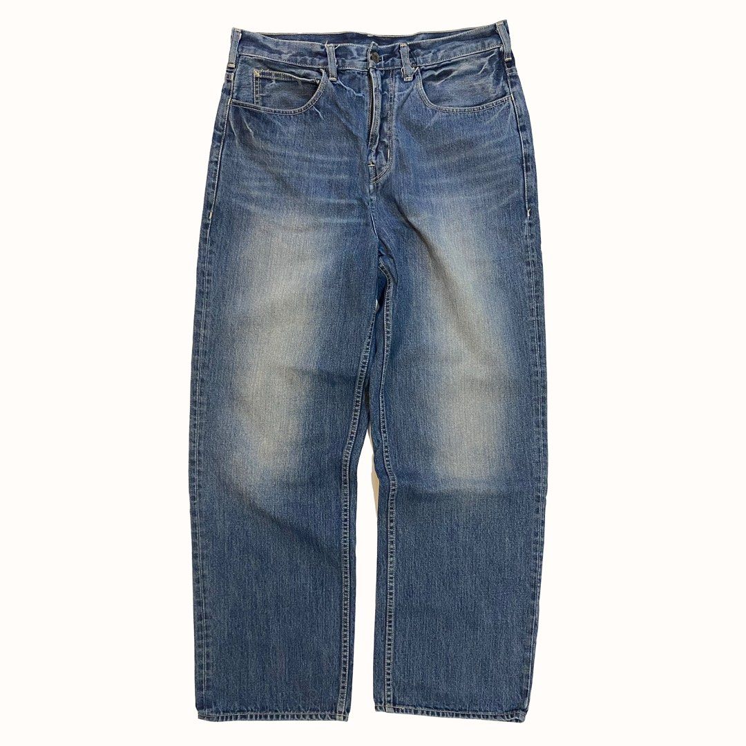 Ecko Baggy Fit Pants (Category: Jeans) located in Quezon City. Submitted by threadsunearthed (Listing ID 1339421232, Image 1). Description: Ecko Baggy Fit Pants Size on tag 34 Actual waist: 36-37 Length: 45.5 Hem: 9.5 •Great condition •Washed •minimal stain •Color rate: 7.5/10 ₱1,380.