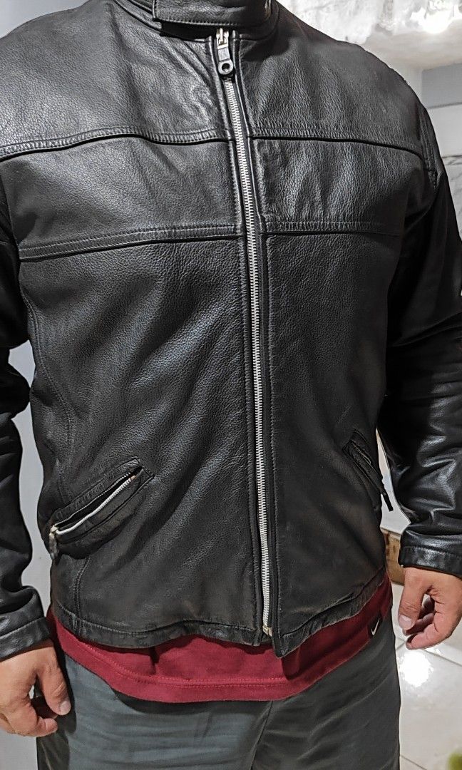 Giorgio Armani Milano Vintage Leather Biker Jacket Men s Fashion Coats Jackets and Outerwear on Carousell
