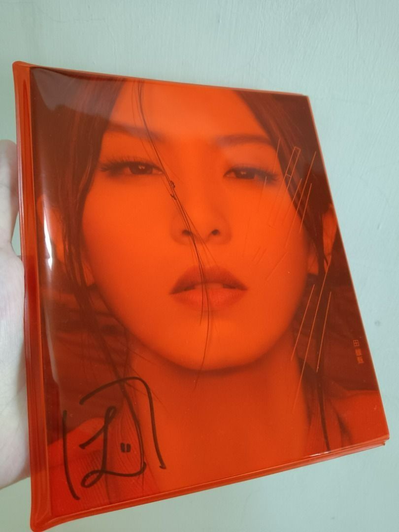 Hebe Tien 田馥甄簽名《渺小》專輯、渺小紀錄影音DVD、渺小紀錄