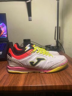 (Category: ) located in . Submitted by Juuzou (Listing ID 1339498746, Image 1). Description: .