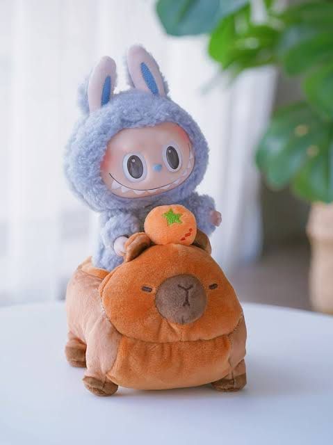 Labubu Gong Car - Capybara (Category: Designer & Blind Box Toys) located in Santa Rosa. Submitted by deedee14344 (Listing ID 1339514989, Image 1). Description: .