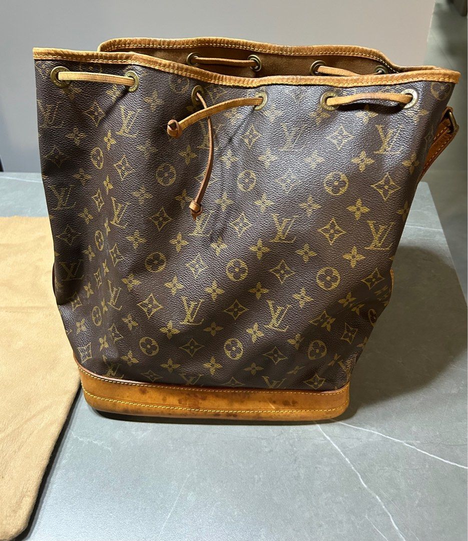 LOUIS VUITTON VINTAGE Luxury Bags Wallets on Carousell