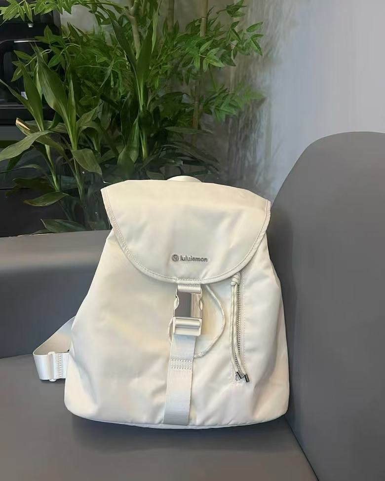 Lululemon drawstring backpack top