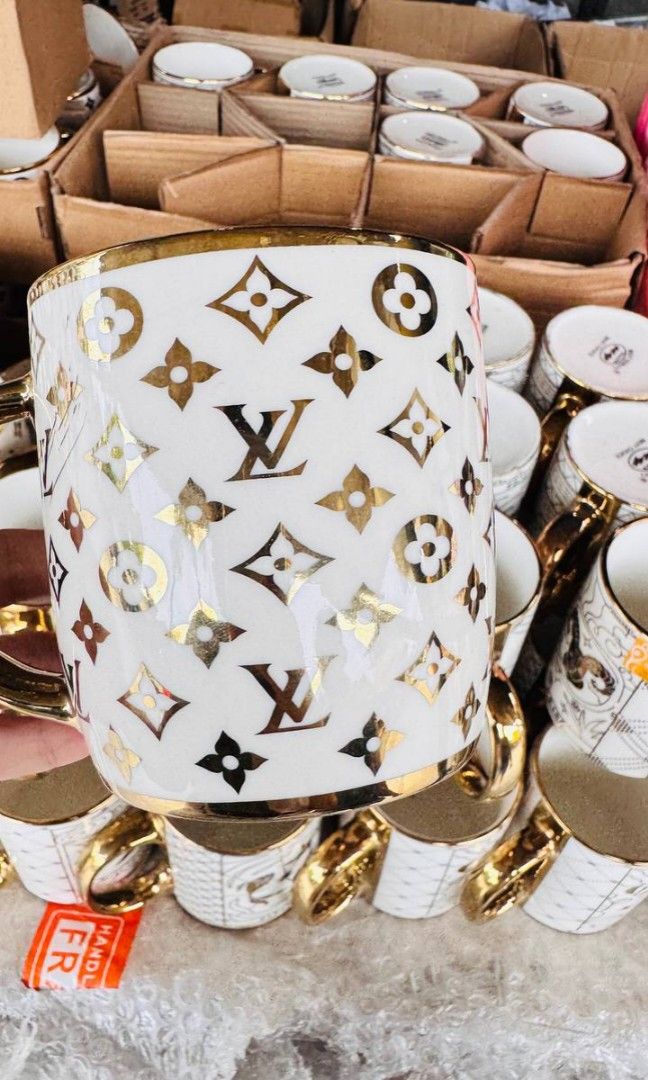 LUXURY CERAMIC MUG LV SALE (Category: Coffee & Tea Tableware) located in Manila. Submitted by pransmallows (Listing ID 1339406007, Image 2). Description: SUPER SALE LUXURY CERAMIC MUG PERFECT FOR GIFTS 🌸CERAMIC MUG 🌸BRAND NEW 🌸85 PESOS EACH 🌸 WHOLESALE/RETAIL 🌸DELIVERY FEE WILL BE SHOULDERED BY BUYER 🌸LOCATION : NORTH CALOOCAN 🌸NO INDIVIDUAL BOX.