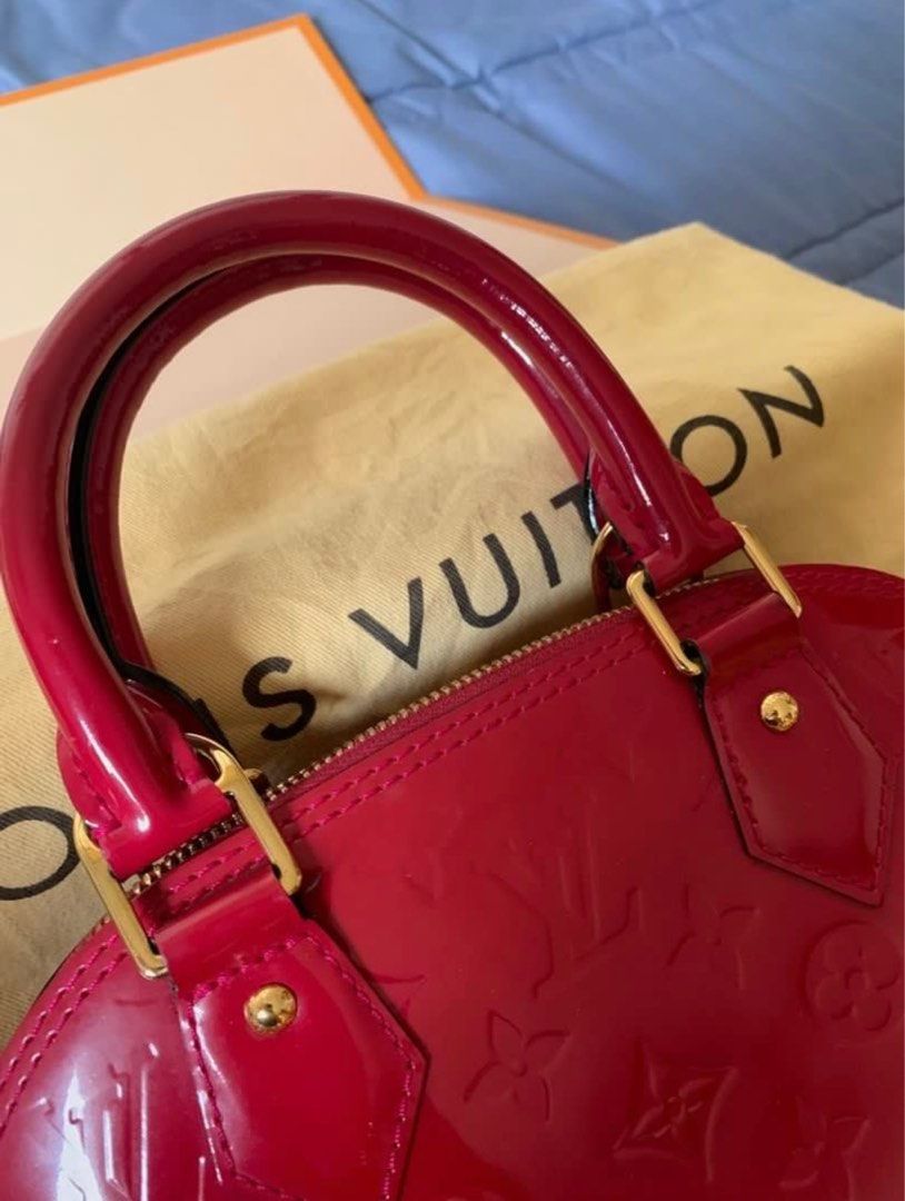 LV alma (Category: Announcements) located in Pasig City. Submitted by declutterapparel (Listing ID 1339393507, Image 3). Description: Authentic Excellent condition With box and dustbag.