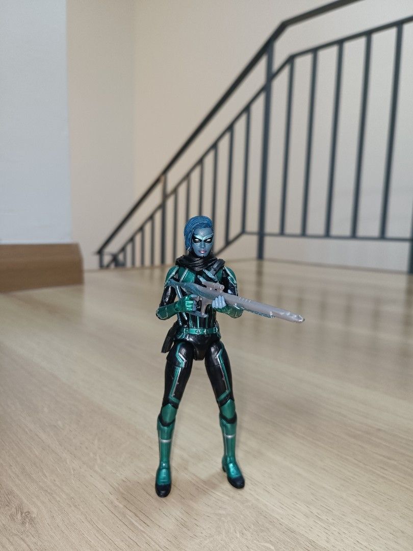 Marvel Legends Captain Marvel, Toys & Collectibles, Figurines & Models ...