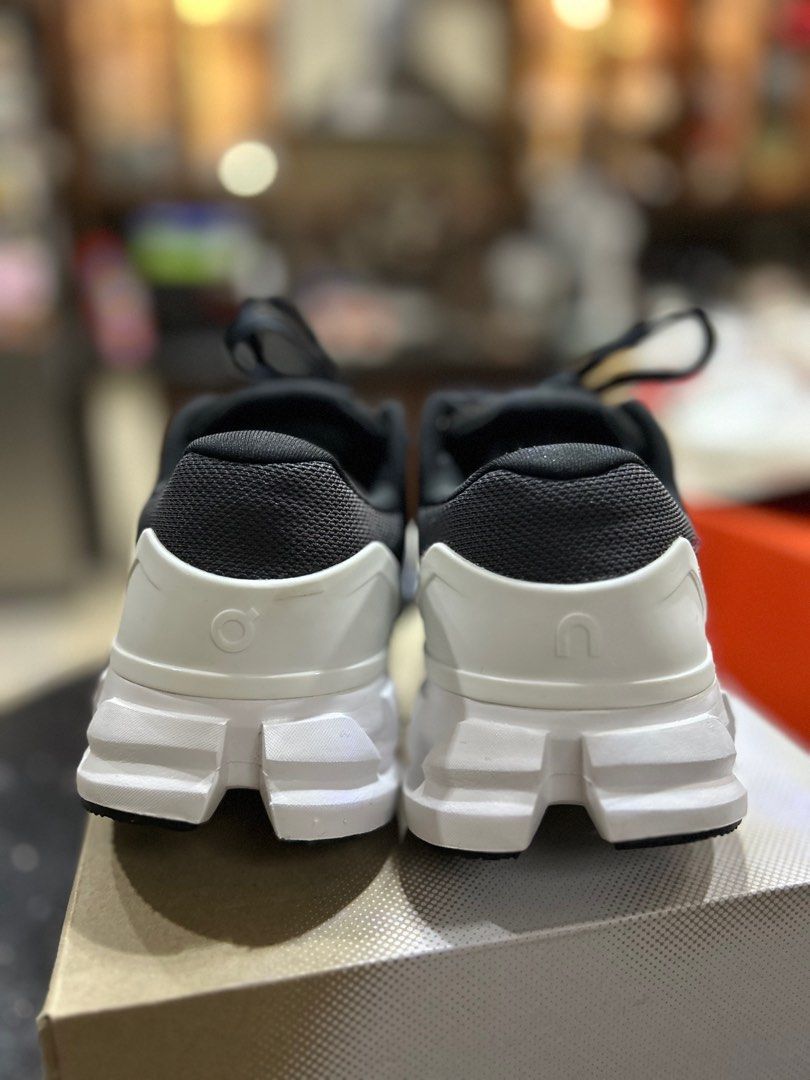 On Cloudflyer 4 (Category: Sneakers) located in Angeles City. Submitted by csengson (Listing ID 1339400643, Image 3). Description: For Sale Only On Cloudflyer 4 Size 8 Womens Condition: 9/10 (used once) Rfs: Wrong size Price: 5500 Pampanga area.