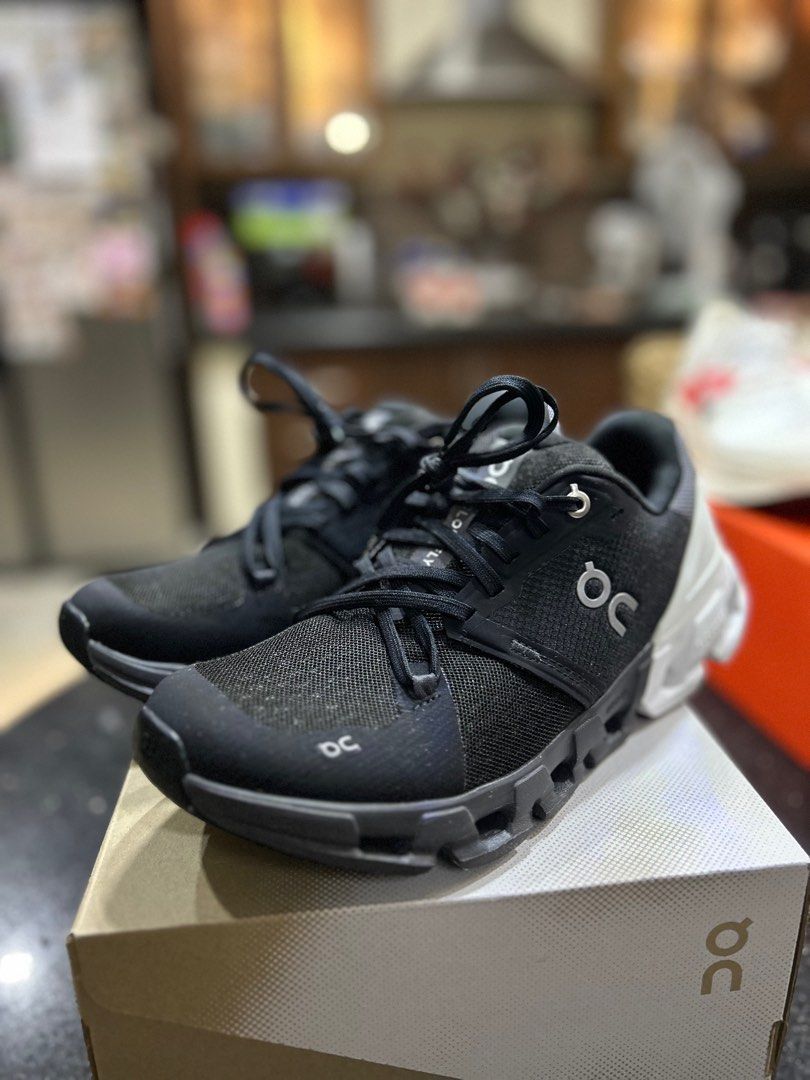 On Cloudflyer 4 (Category: Sneakers) located in Angeles City. Submitted by csengson (Listing ID 1339400643, Image 1). Description: For Sale Only On Cloudflyer 4 Size 8 Womens Condition: 9/10 (used once) Rfs: Wrong size Price: 5500 Pampanga area.