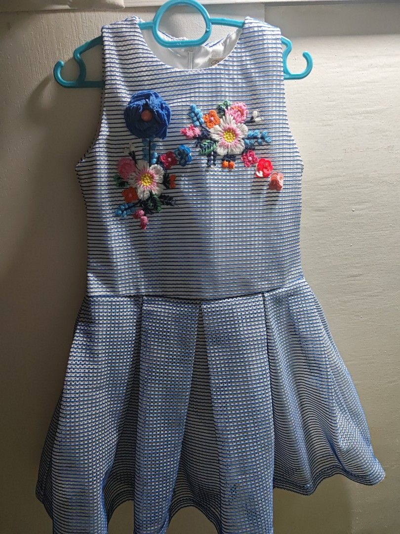 Peppermint Blue dress (Category: Babies & Kids Fashion) located in Quezon City. Submitted by agidagoo (Listing ID 1339508774, Image 1). Description: blue embroidered dress..