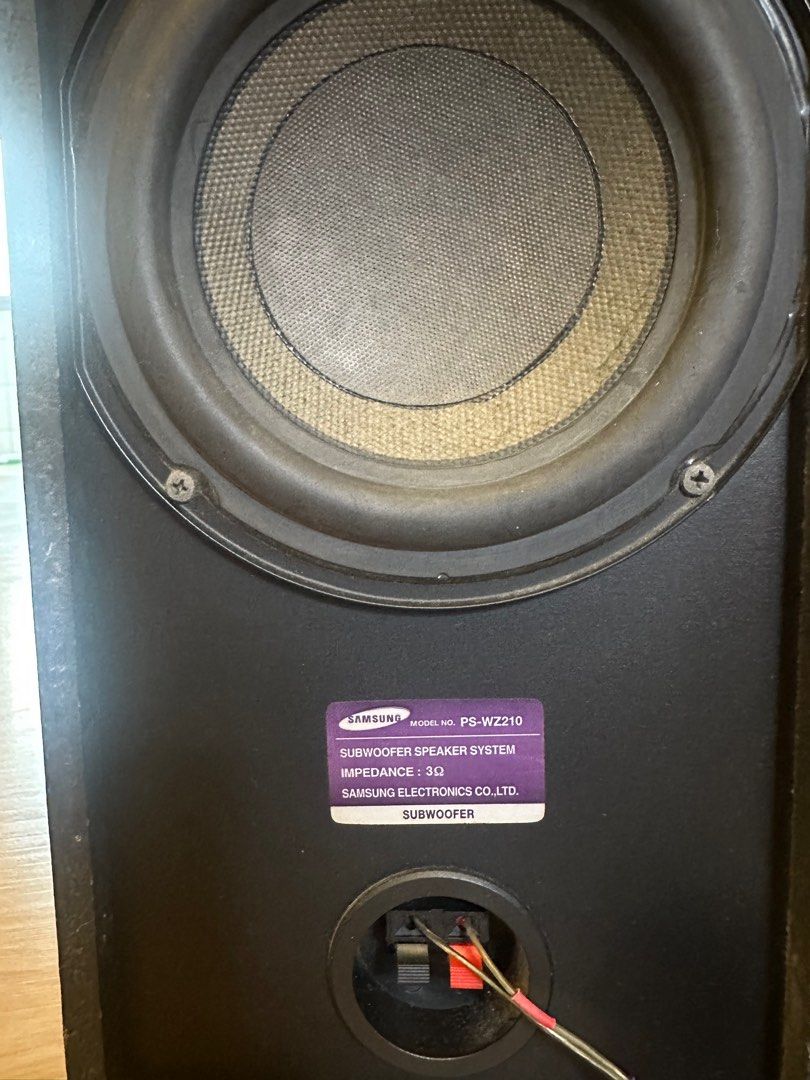 Samsung System subwoofer speaker (Take all) (Category: Soundbars, Speakers & Amplifiers) located in Mandaluyong City. Submitted by mathizer3086 (Listing ID 1339390176, Image 3). Description: what you see is what you get. Samsung speaker subwoofer ps-wz210 Samsung ps-cz210 Samsung dvd/cd player RFS- decluttering.