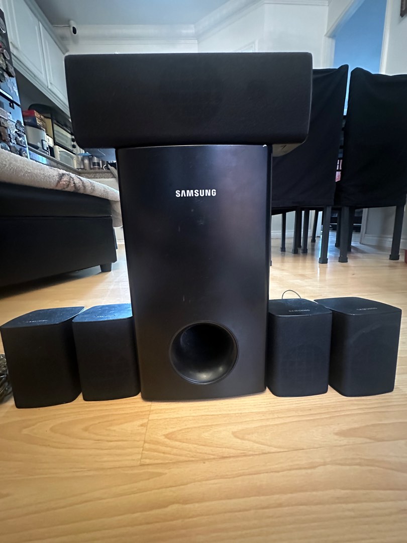 Samsung System subwoofer speaker (Take all) on Carousell