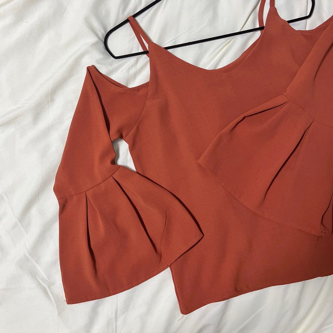 Sexy Blouse for Ladies (Category: Blouses) located in Makati City. Submitted by tim26765 (Listing ID 1339534429, Image 3). Description: ￼Sexy Blouse for Ladies.