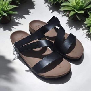 (Category: ) located in . Submitted by shop_withme23 (Listing ID 1339553743, Image 1). Description: .