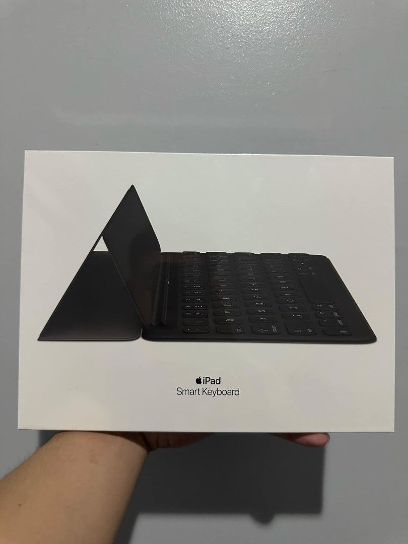 Smart Keyboard for Ipad Air (3rd gen) or Ipad (7th gen) (Category: Computer Keyboard) located in Guiguinto. Submitted by _booktalksph (Listing ID 1339522094, Image 1). Description: Selling unused / brand new and sealed smart keyboard for Ipad Air (3rd gen) / Ipad (7th gen).