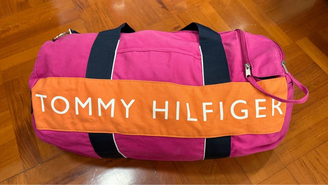 Tommy Hilfiger gym bag