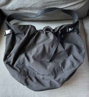 （分類：）位於 。 由 glamroom 提交（商品編號 1339550317，圖片 1）。簡介： 。
