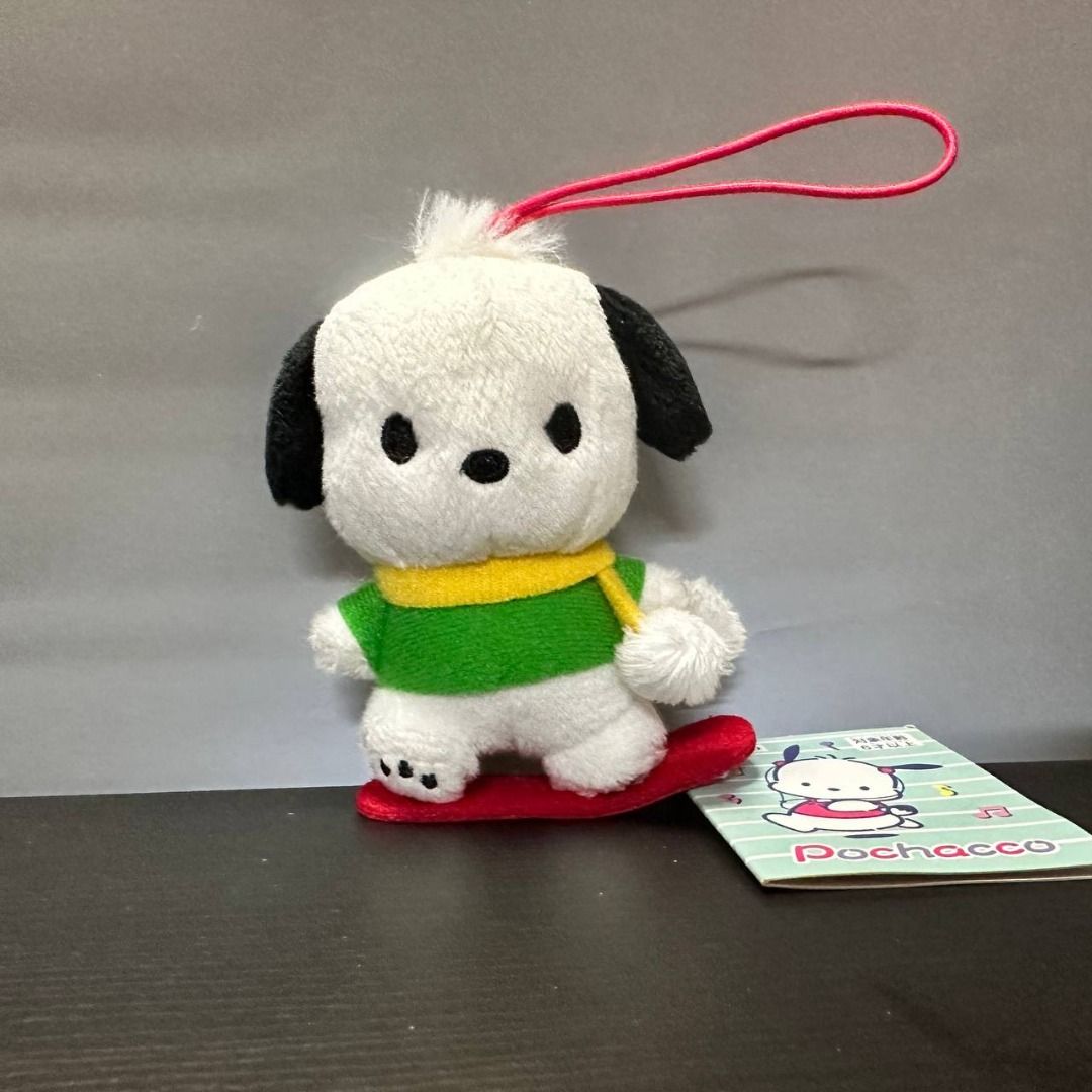 全新 日本 正版 Sanrio Pochacco PC狗 公仔 頸巾滑板款, 興趣及遊戲, 玩具 & 遊戲類 - Carousell