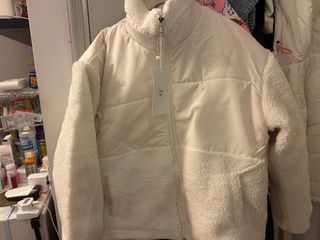 全新超暖白色外套  brand new very warm jacket64239557307522110