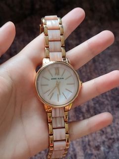 (Category: ) located in . Submitted by lotsa.preloved (Listing ID 1342773875, Image 1). Description: .