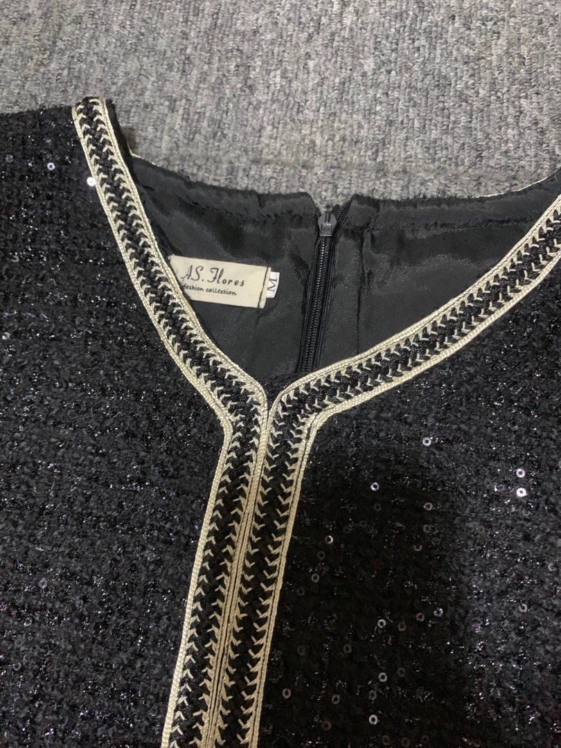Black tweed dress (Category: Dresses) located in Paranaque City. Submitted by _sunshine30 (Listing ID 1342721596, Image 3). Description: Size 25-26.