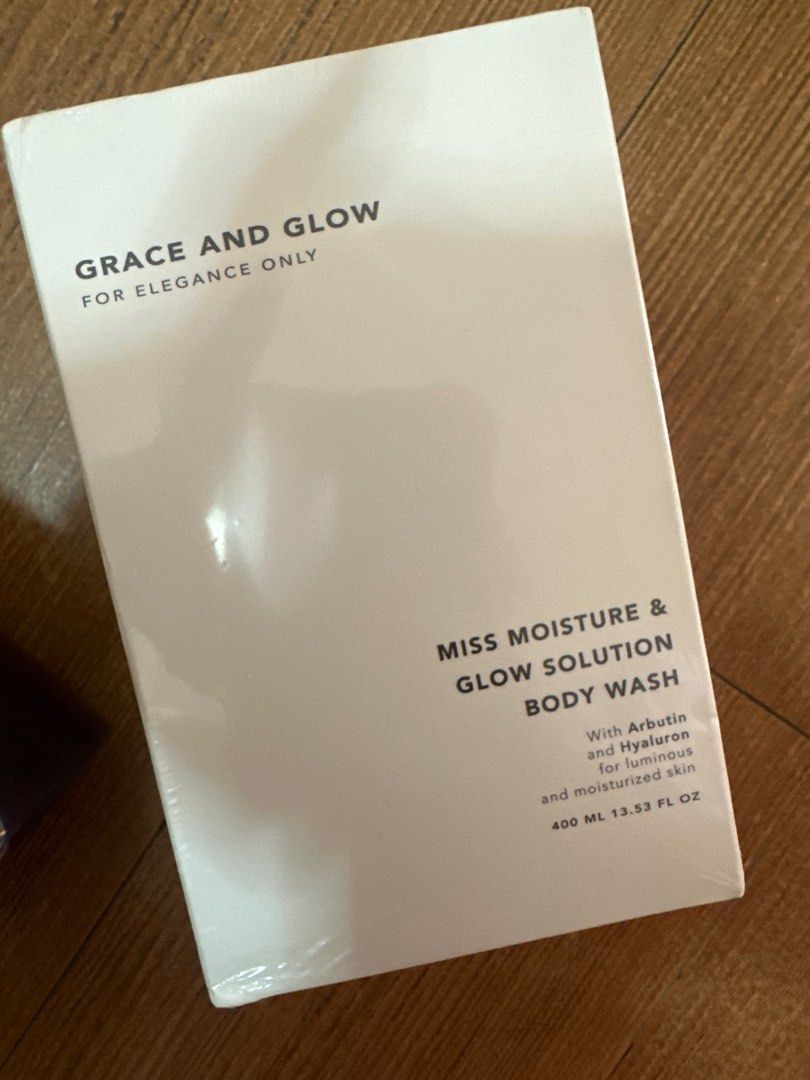 Bundle Grace & Glow Body Wash (Category: Bath) located in Las Pinas. Submitted by shop.derjah (Listing ID 1342693696, Image 3). Description: One without box, one with box One is purple one is blue (read whats on the label).