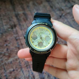 (Category: ) located in . Submitted by lotsa.preloved (Listing ID 1342776352, Image 1). Description: .