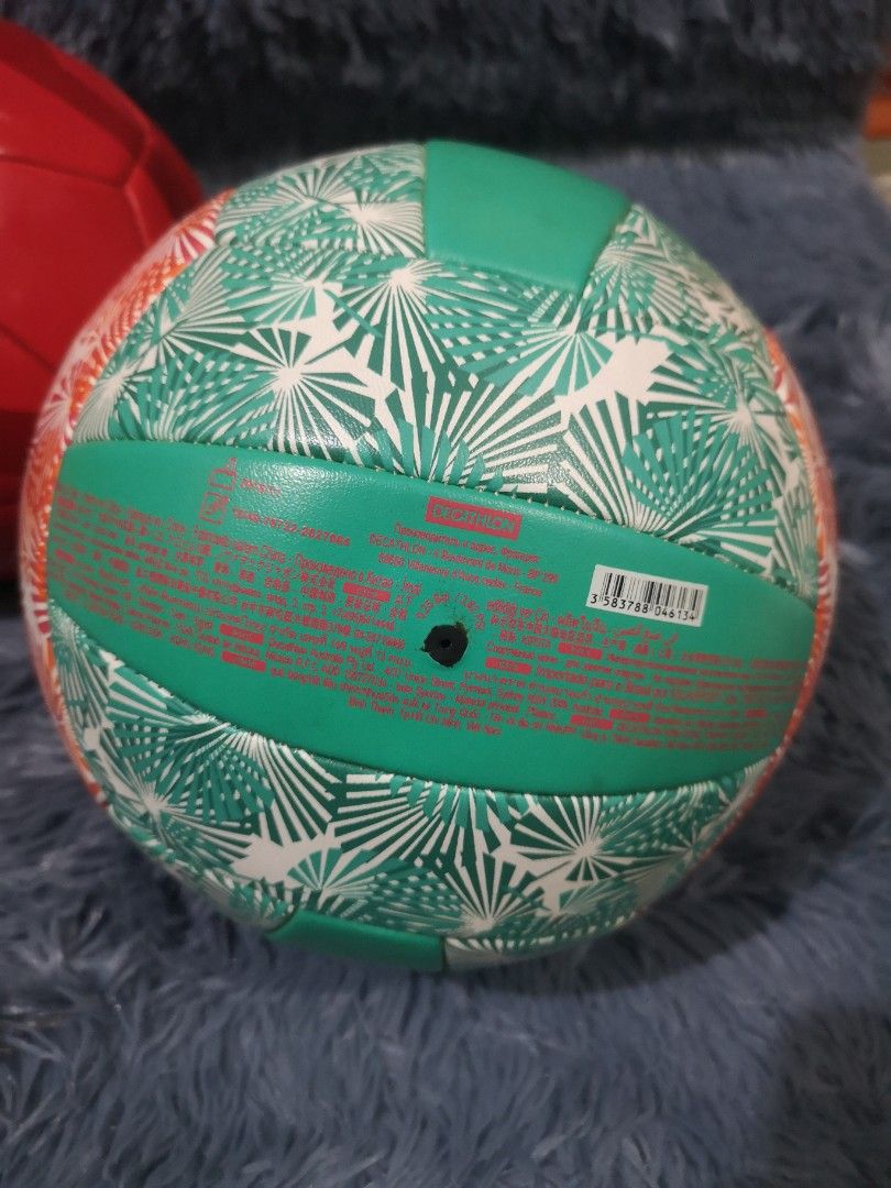 Copaya BV 100 & Kipsta Soccer Ball (Category: Racket and Ball Sports) located in Manila. Submitted by thechecklistph (Listing ID 1342690859, Image 2). Description: Copaya BV 100 P350 Lightly used. Kipsta Soccer Ball P299 Lightly used. Pick up or shipping shouldered by buyer.