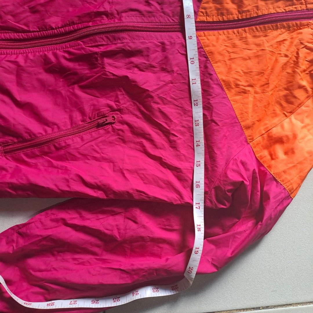 Falls Creek Two Tone Windbreaker Jacket (Category: Babies & Kids Fashion) located in Cabanatuan. Submitted by jaipscl (Listing ID 1342758205, Image 3). Description: 100% polyester W:17 L: 20.5.