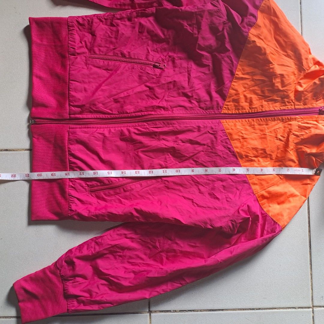 Falls Creek Two Tone Windbreaker Jacket (Category: Babies & Kids Fashion) located in Cabanatuan. Submitted by jaipscl (Listing ID 1342758205, Image 2). Description: 100% polyester W:17 L: 20.5.