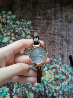 (Category: ) located in . Submitted by lotsa.preloved (Listing ID 1342775600, Image 1). Description: .