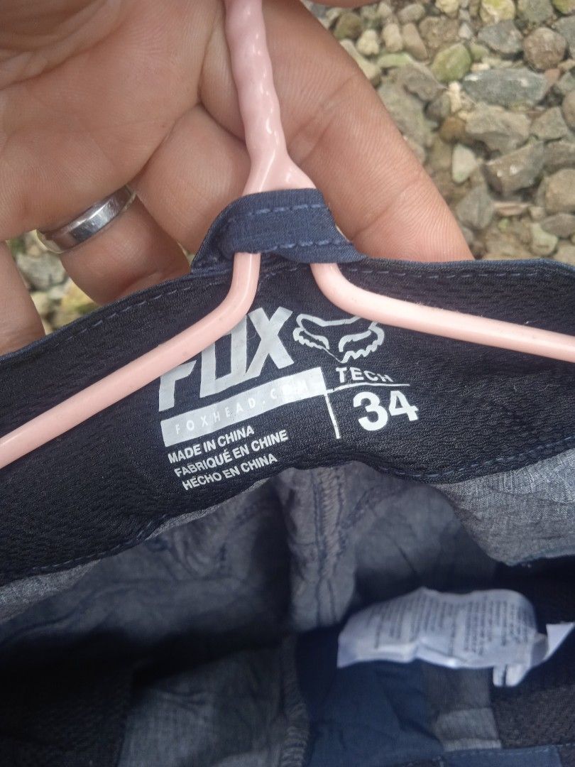 fox (Category: Shorts) located in Manila. Submitted by clementdav22513 (Listing ID 1342851355, Image 3). Description: size 34.