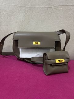 (Kategori: ) berada di . Dikirim oleh elsaniastuff (ID iklan 1340004024, Gambar 1). Deskripsi: .