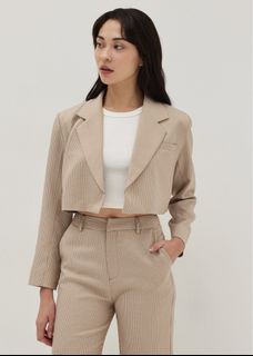 (Category: ) located in . Submitted by shopreloved (Listing ID 1342752842, Image 1). Description: .