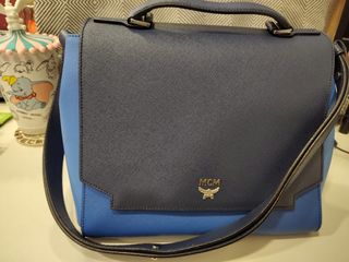 （分類：）位於 。 由 audresilly 提交（商品編號 1342734850，圖片 1）。簡介： 。