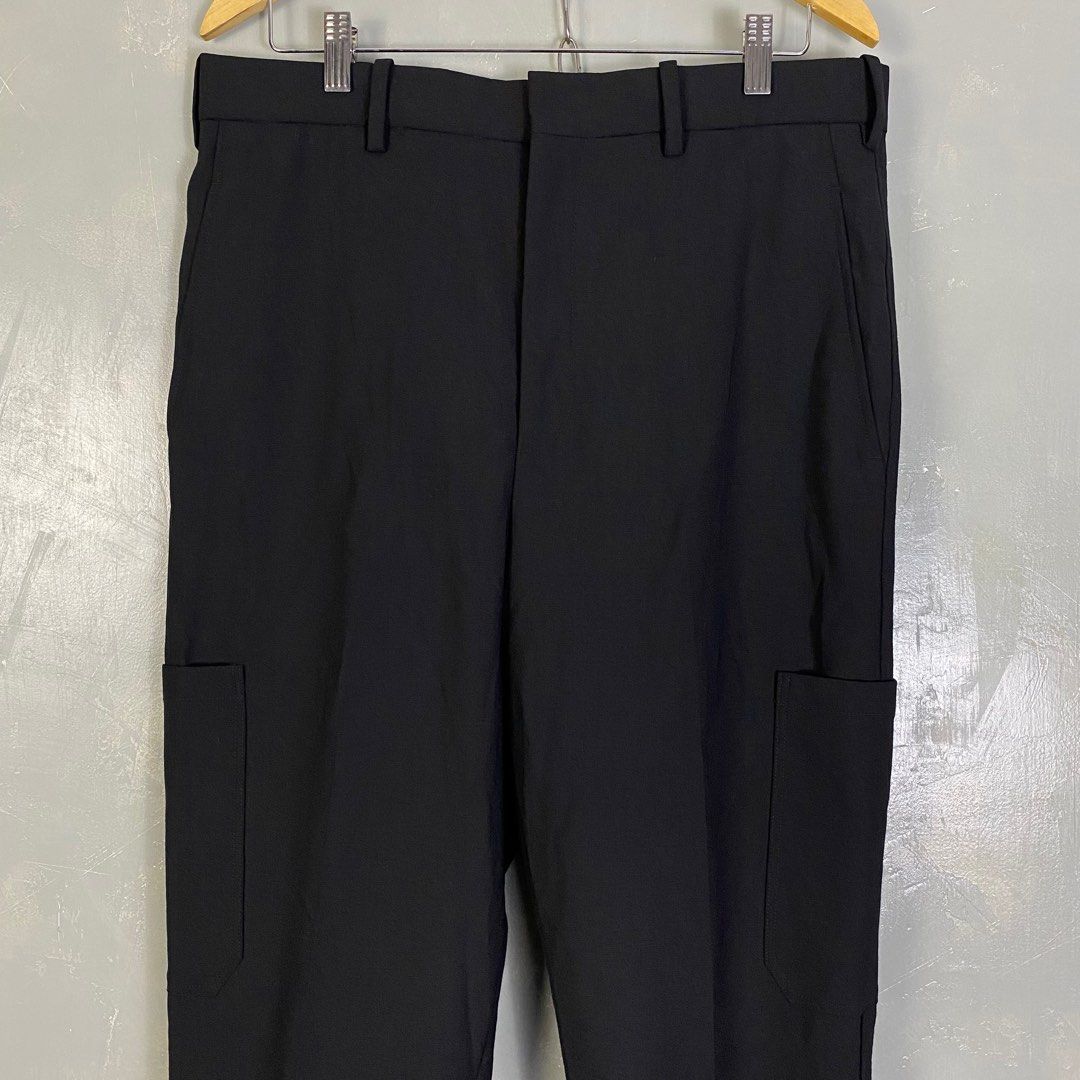 Neil Barrett Technical Cargo Trouser (Category: Trousers) located in Quezon City. Submitted by insidethreads_ (Listing ID 1342845695, Image 2). Description: Size: 32-33 Waist Condition: 10/10 Zipper: Ykk Dimension Length: 36” Inseam: 23” Thigh: 12.5” Knee: 10.5” Leg opening: 6.5” Front rise: 13” .