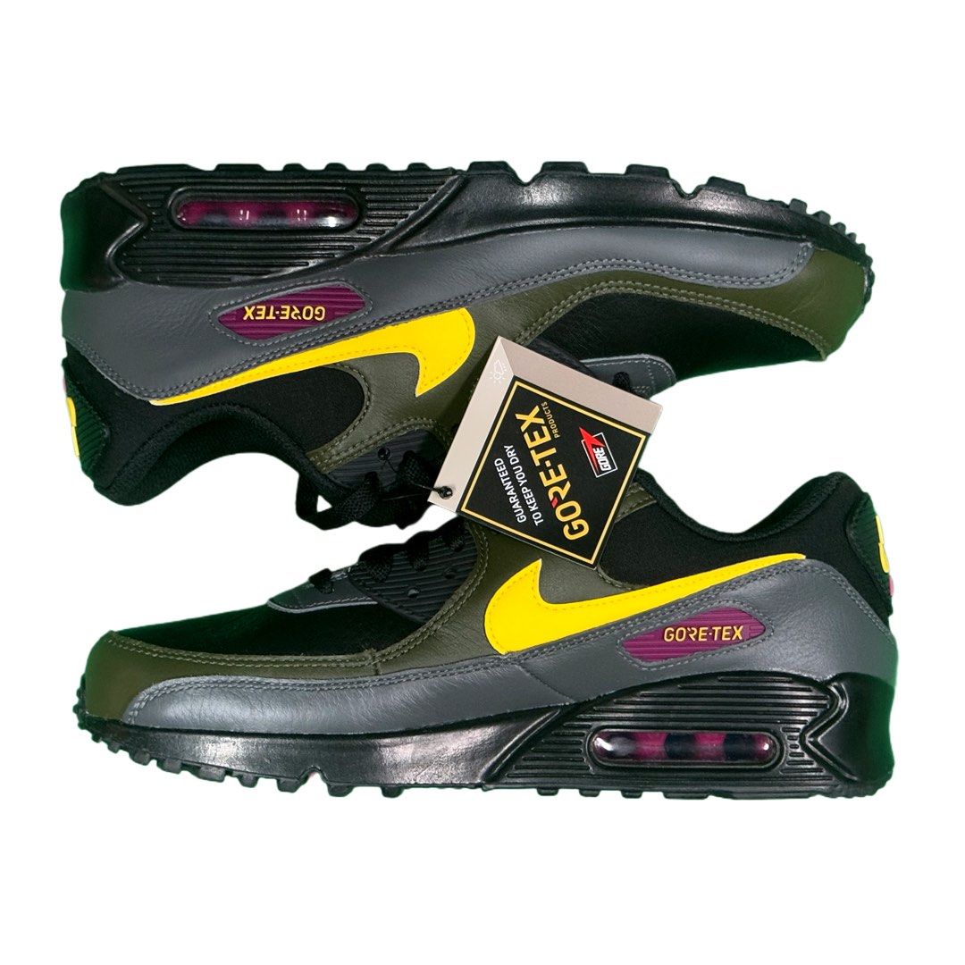 Nike Air Max 90 Gore-Tex (Category: Sneakers) located in Manila. Submitted by ajsph (Listing ID 1342758687, Image 1). Description: Nike Air Max 90 Gore-Tex Brand new Size 8.5.