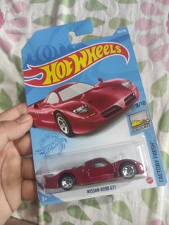 (Category: ) located in . Submitted by vynxpreloved (Listing ID 1342741598, Image 1). Description: .