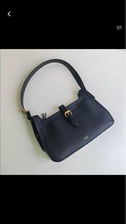 （分類：）位於 。 由 daisytommy 提交（商品編號 1342754373，圖片 1）。簡介： 。
