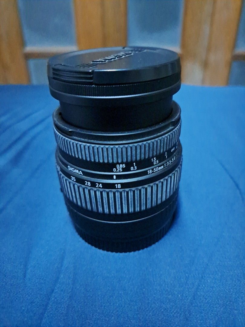 Sigma 18-50mm F3.5-5.6 DC Lens - Canon Mount62863068220673111