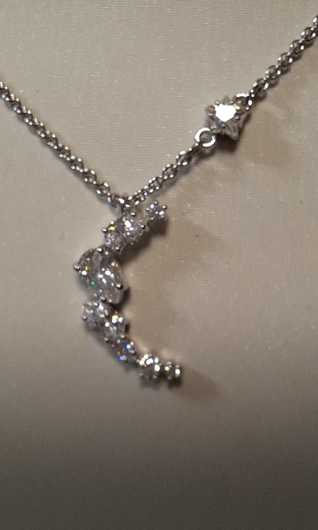Swarovski Crystal Moonsun Necklace 5508442, 女裝, 飾物及配件, 頸鍊