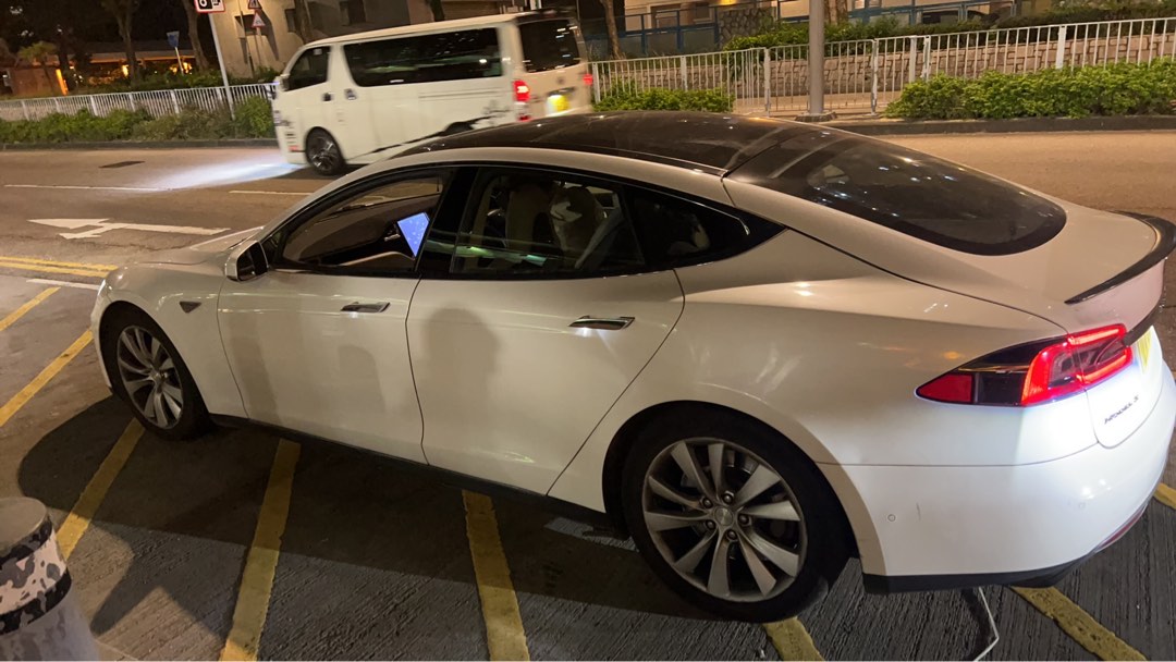 Tesla Model S 70 Auto62863127802114113